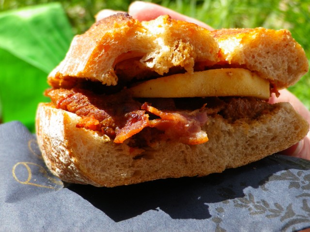 Kyllingbacon sandwich