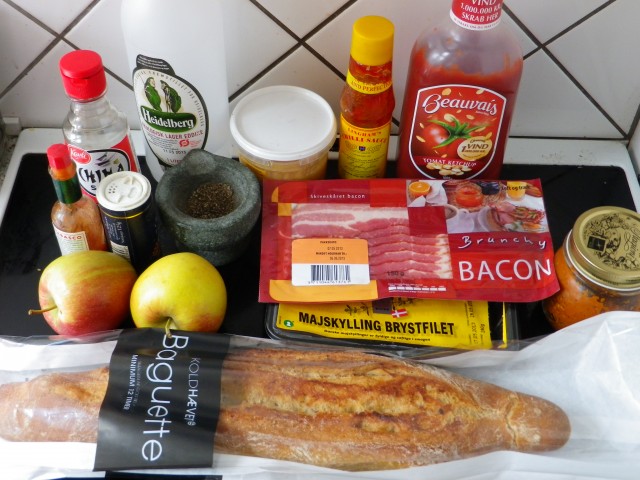 Kyllingbacon sandwich ingredienser